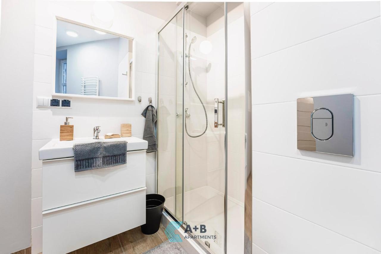 Apartamenty Plac Litewski II Люблин Екстериор снимка