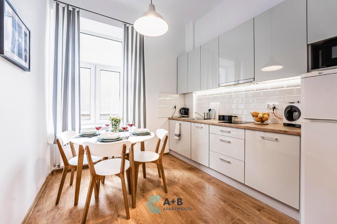 Apartamenty Plac Litewski II Люблин Екстериор снимка