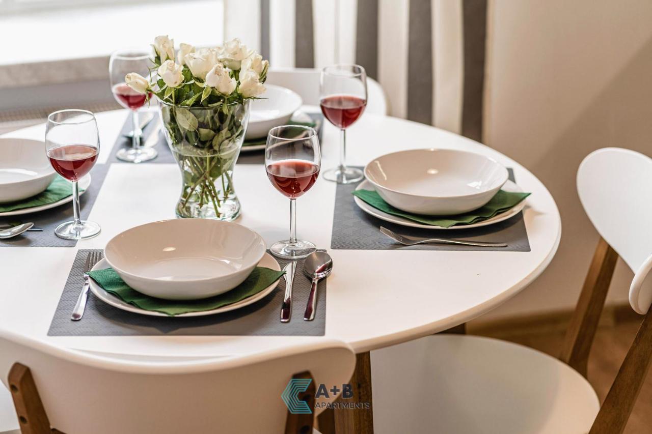 Apartamenty Plac Litewski II Люблин Екстериор снимка