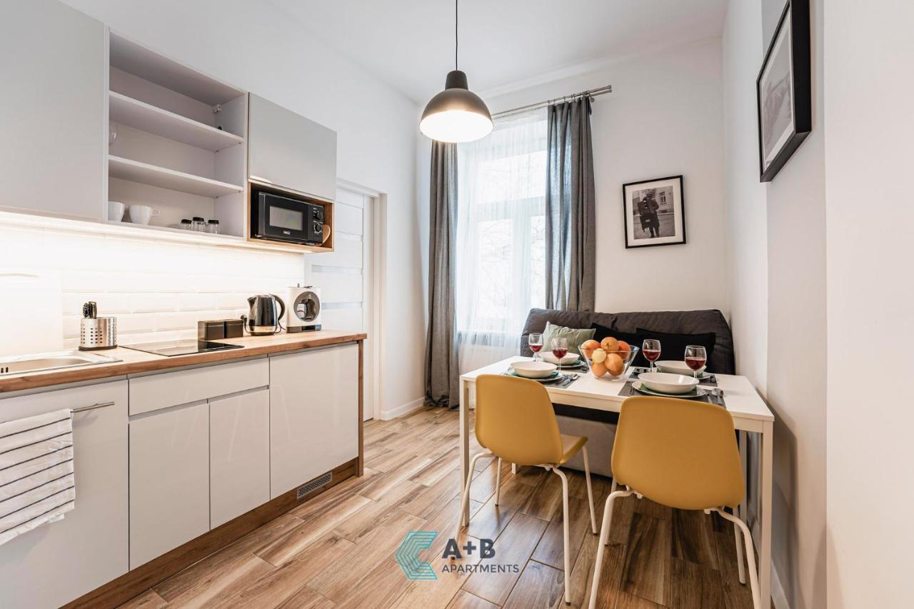 Apartamenty Plac Litewski II Люблин Екстериор снимка